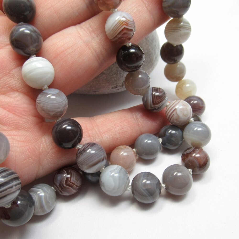Botswana Agate Necklace - Picture 5 of 11